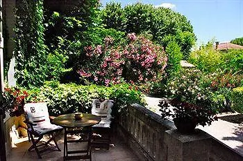 Hotel Le Chalet Fleuri Saint-Rémy-de-Provence